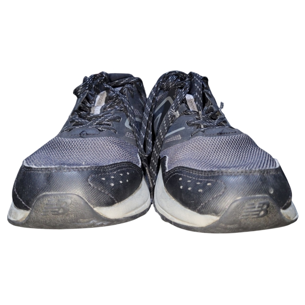 New Balance Men's Size 11 T410 Gray and Black Athletic Shoes - Picture 4 of 11